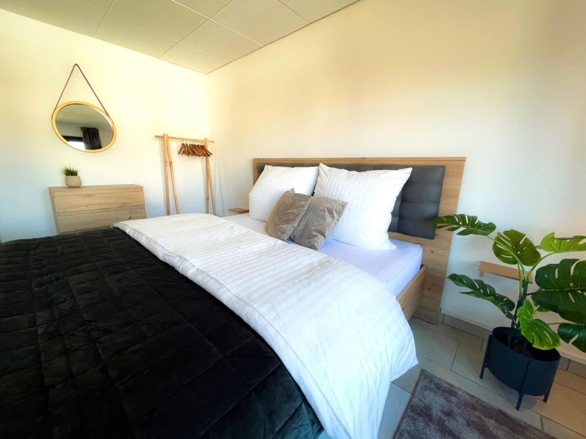 Gemuetliche Ferienwohnung Mit Kostenfreiem Pool Hoechenschwand Bagian luar foto