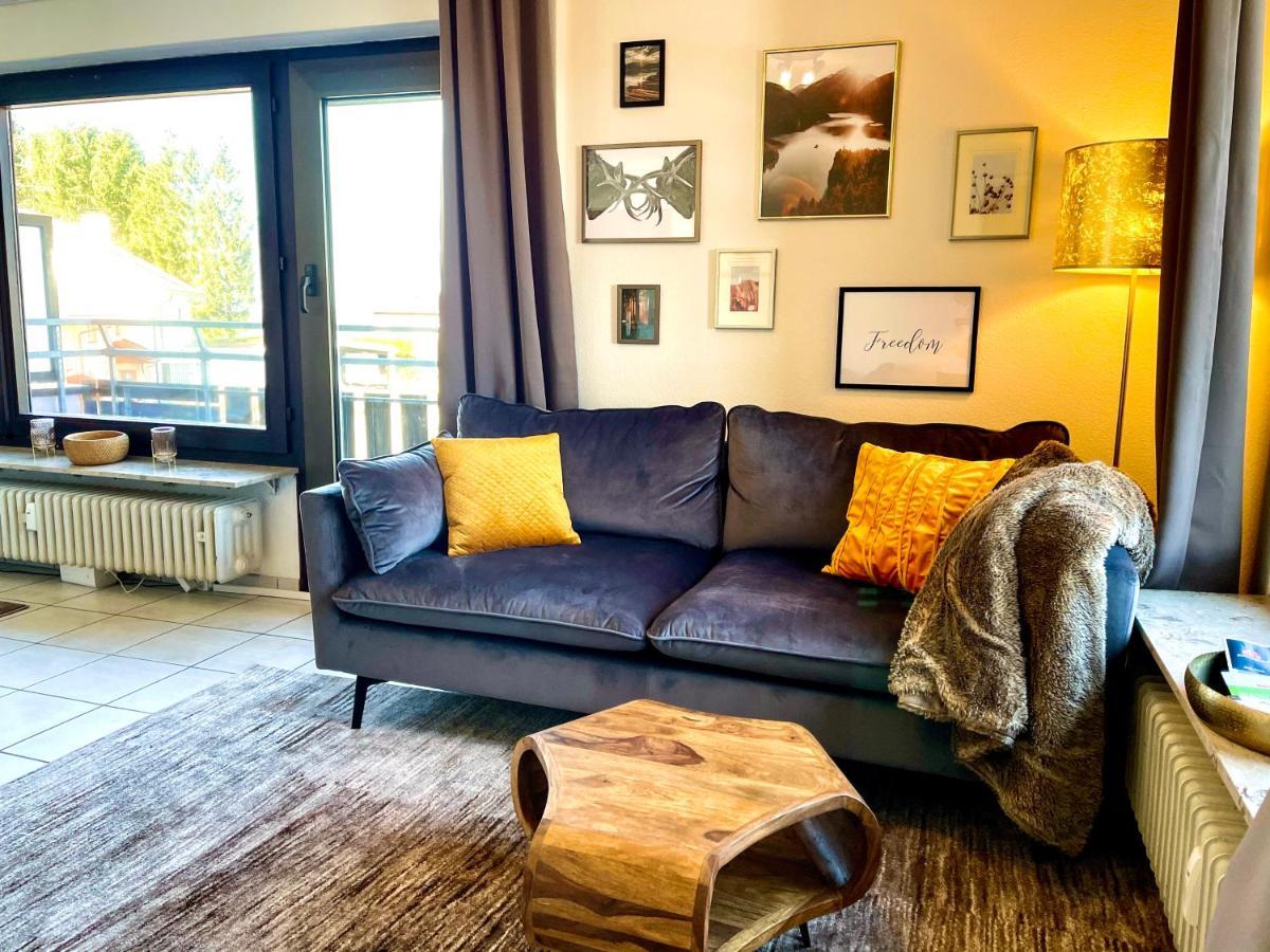 Gemuetliche Ferienwohnung Mit Kostenfreiem Pool Hoechenschwand Bagian luar foto